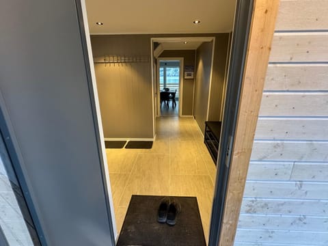 Lyngenfjord Ski-To-Sea House in Troms Og Finnmark