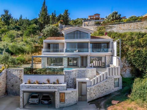 Property building, Day, Natural landscape, View (from property/room), Balcony/Terrace, Garden view, Pool view, Swimming pool