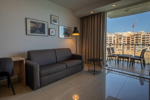 Communal lounge/ TV room, Living room