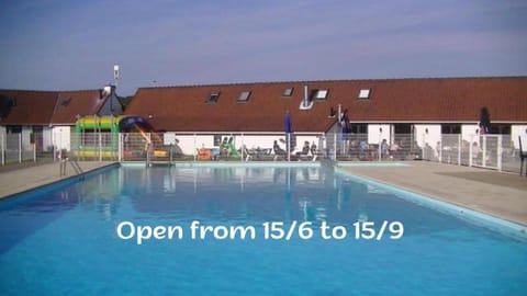 Myfa Beachcottage Zeewind II 243 House in Bredene