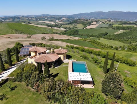 Day, Natural landscape, Bird's eye view, Pool view, Swimming pool