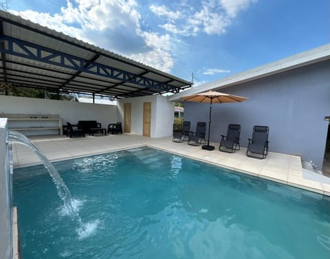 Swimming pool, Swimming pool