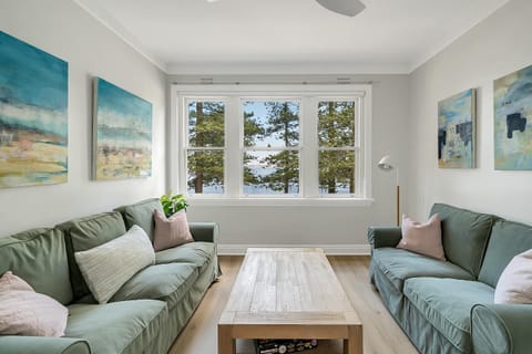 TV and multimedia, View (from property/room), Living room, Seating area