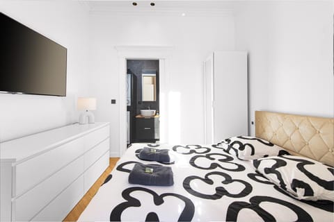 2P Central & Quiet in Cap d 'Ail Apartment in Cap-d'Ail