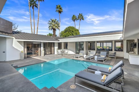 Palm Springs Confidential House in Palm Springs