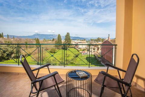 Natural landscape, View (from property/room), Balcony/Terrace, Mountain view, Sea view