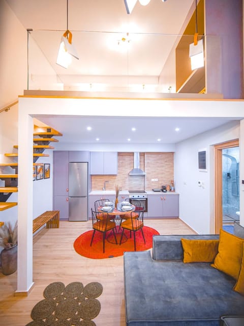 Kitchen or kitchenette, Living room, Photo of the whole room, Seating area, Dining area