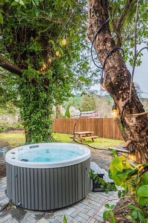 Beaver Pines Tiny Home Getaway Apartment in Beaver