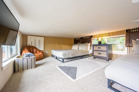 Beaver Pines Tiny Home Getaway Apartment in Beaver