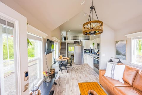 Rainforest Tiny Home Rustic Apartment in Forks