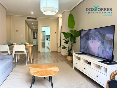 Communal lounge/ TV room, TV and multimedia