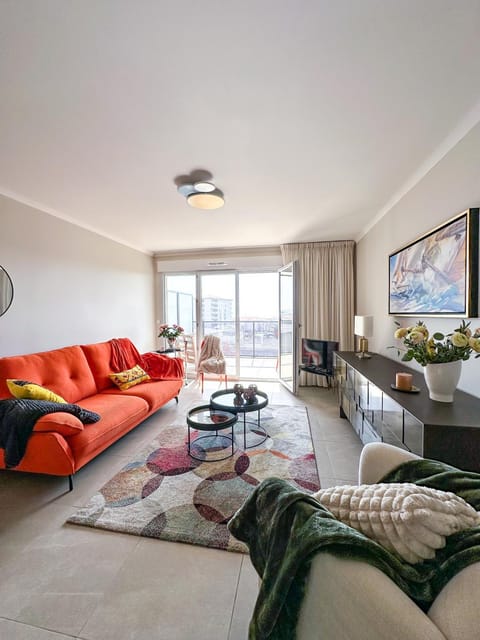 TV and multimedia, Living room, Sea view, air conditioner