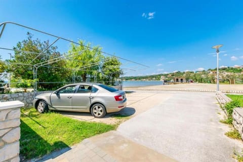 Apartment in Lopar with sea view, balcony, air conditioning, Wi-Fi 4419-4 Apartment in Lopar