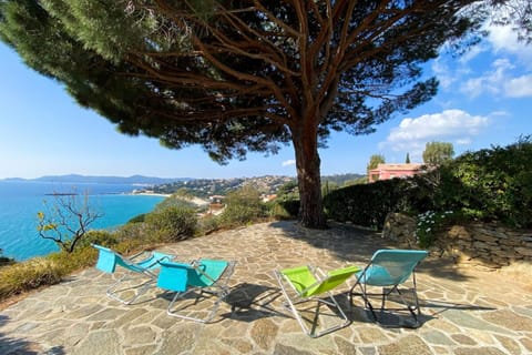 Family villa with sea view classified 3 - 8 people Villa in Le Lavandou