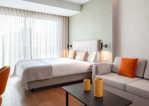 Bed, Seating area, Bedroom