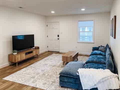 Living room, Evening entertainment