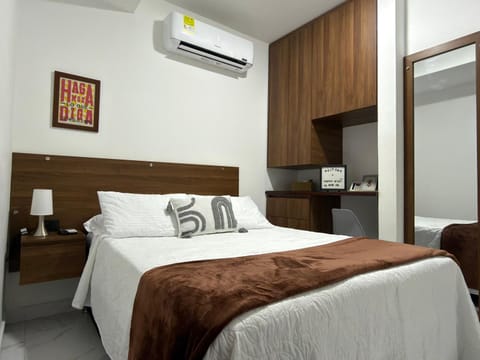 Bed, Photo of the whole room, Bedroom, air conditioner
