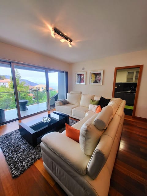Natural landscape, Living room, Seating area