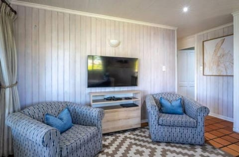 Knysna Lagoon - Lakeview Haven Chalet Chalet in Knysna
