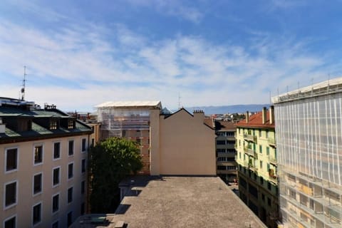 Attique Studio A Apartment in Geneva