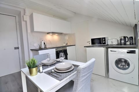 Attique Studio A Apartment in Geneva