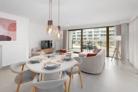 Balcony/Terrace, Seating area, Dining area