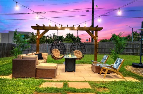 Patio, Seating area, fireplace