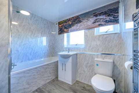 -RAGS- For your relaxed, Cosy Stay, Free Parking Vacation rental in Leeds