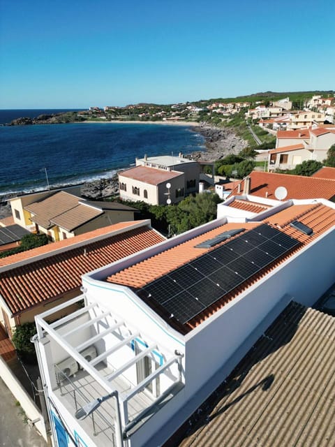 Property building, Natural landscape, Bird's eye view, Sea view