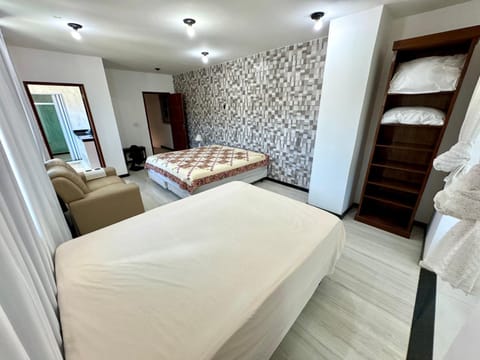 Casa espaçosa prox Centro Mini academia e 1 king size House in Miguel Pereira