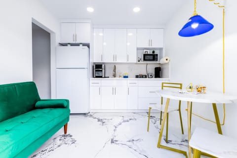 Havana Casino Apartment in Miami Gardens