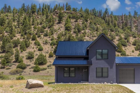 Vista del Rio Hideaway – Unit A in South Fork, CO House in South Fork