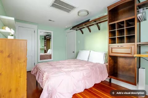 The Queen of Winchester Apartment in Winchester