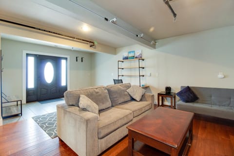 Sisters Retreat Upper Lower Apartment in Sisters