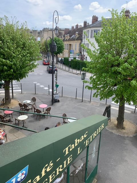 Day, Neighbourhood, View (from property/room), Street view, Location