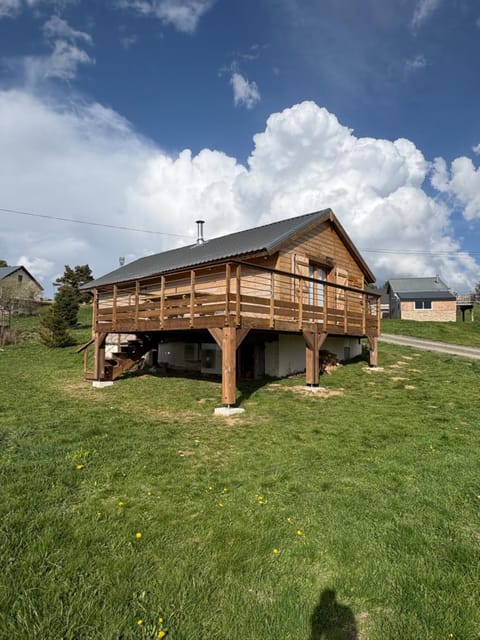 Property building, Balcony/Terrace