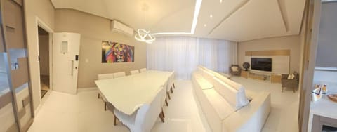 Communal lounge/ TV room, TV and multimedia, Living room, air conditioner