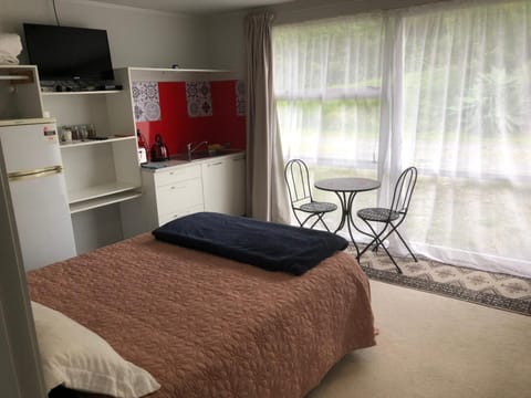 McCathie Hill Retreat Apartment in Auckland Region