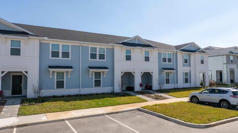 Luxury Private Pool & Themed Rooms Close to Disney 1282 House in Four Corners