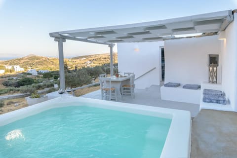 Natural landscape, Hot Tub, Hot Tub, View (from property/room), Mountain view, Sea view