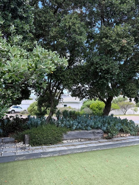 Casa du Lac House in Cape Town