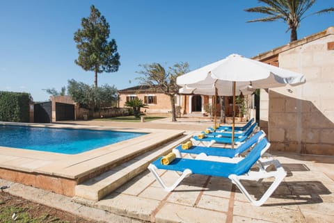 Pool view, Swimming pool, sunbed