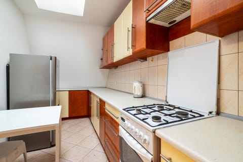 Kitchen or kitchenette, oven, stove
