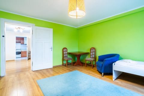 Bed, Living room, Photo of the whole room, Bedroom