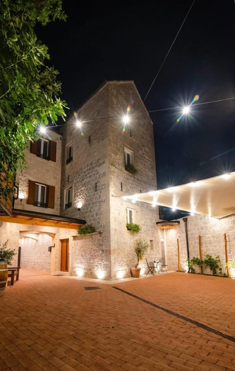 Luxury apartments White house Apartment in Split-Dalmatia County