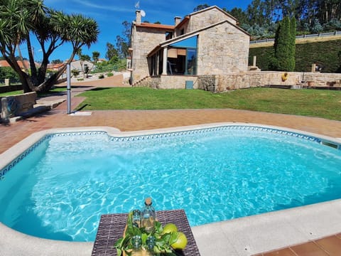 Villa Alilacha - Piscina Barbacoa Playa 500 m Villa in O Morrazo