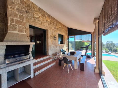 Villa Alilacha - Piscina Barbacoa Playa 500 m Villa in O Morrazo