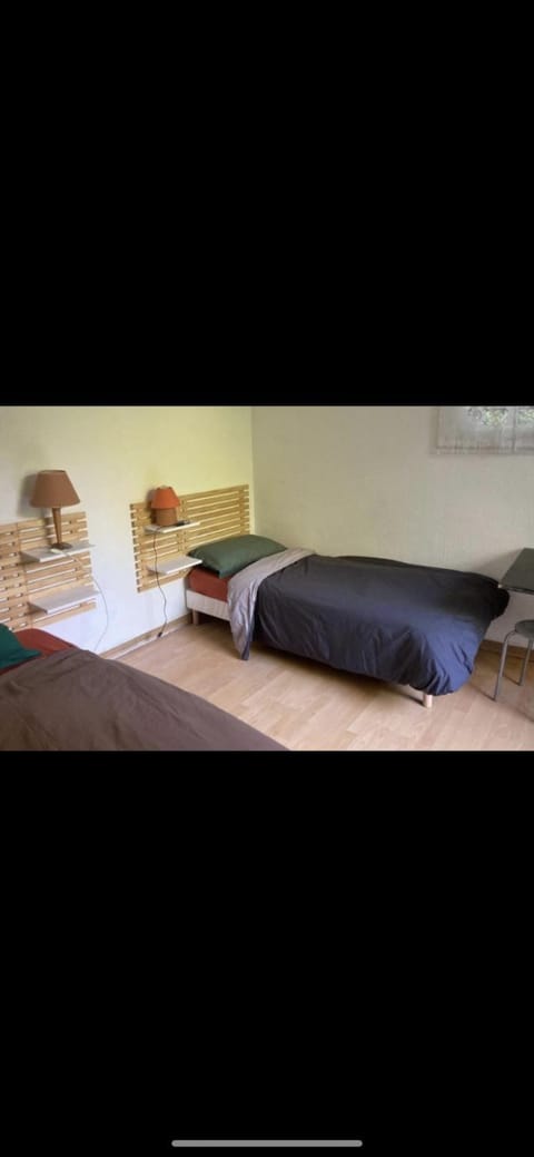 Maison charmante bordée de bambous House in Île-de-France