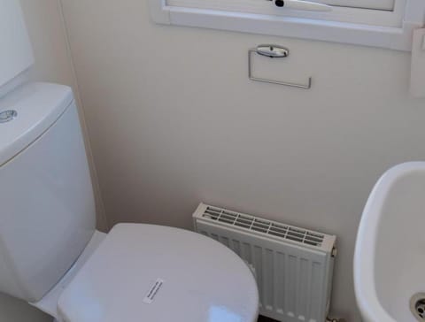 Camping Zavelbos Superior Chalet Chalet in Dilsen-Stokkem