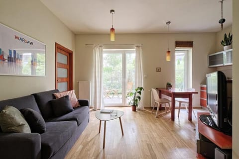 TV and multimedia, Living room, Dining area